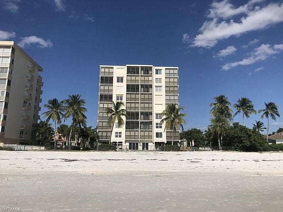 Bonita Springs Windsong beachfront condos